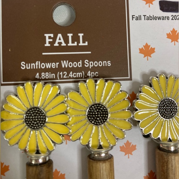 Set of 4 Modern County  Farmhouse Floral  Enamel Sunflower Mini Wooden Spoon Set - Picture 2 of 2
